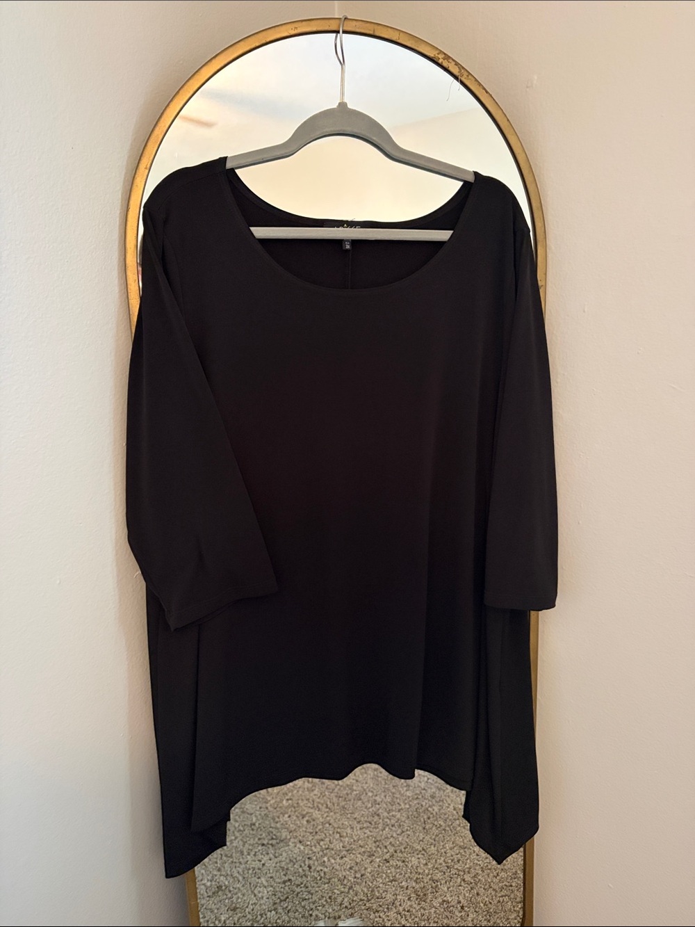 Black Women's  Flowing Top LBISSE brand